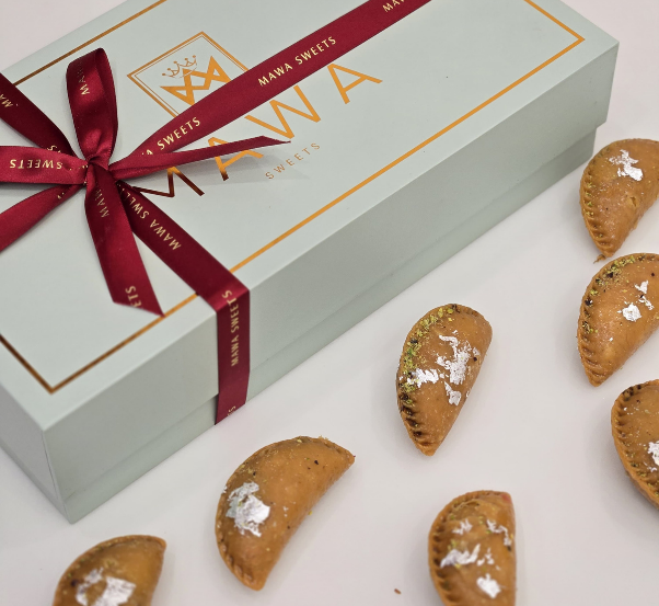 Classic Original Gujiya - 25 Piece