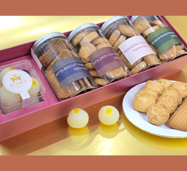 Assorted Biscuit & Mithai Gift Box